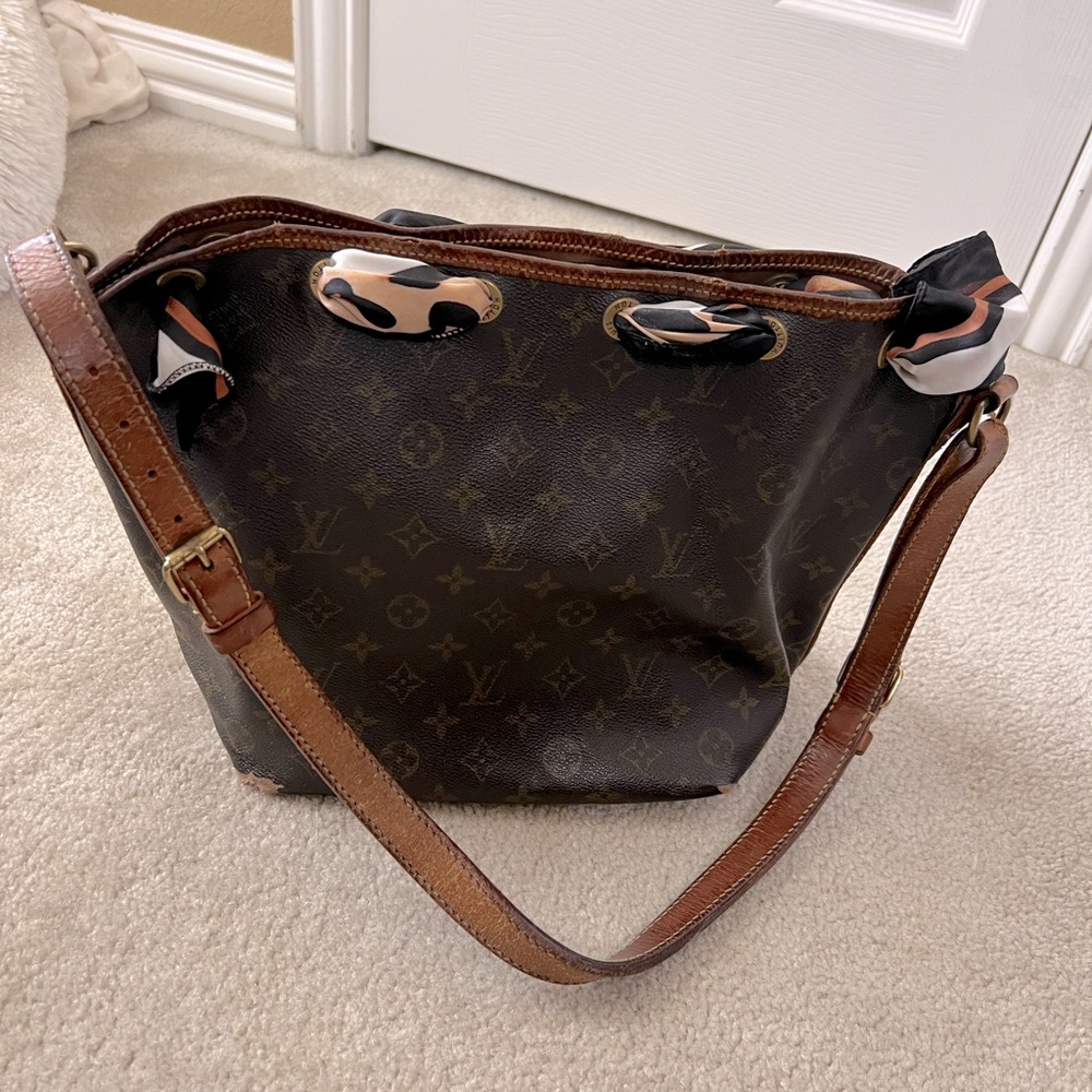 ✨🤎✨Vintage Louis Vuitton Monogram Bag - Picture 6 of 12